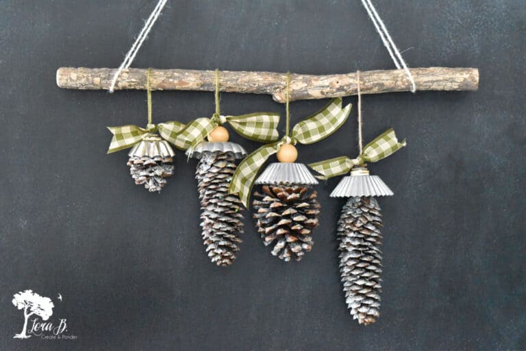 Homespun DIY Pinecone Ornaments