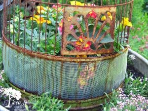 Junk in the Pots! - Lora Bloomquist~Create & Ponder