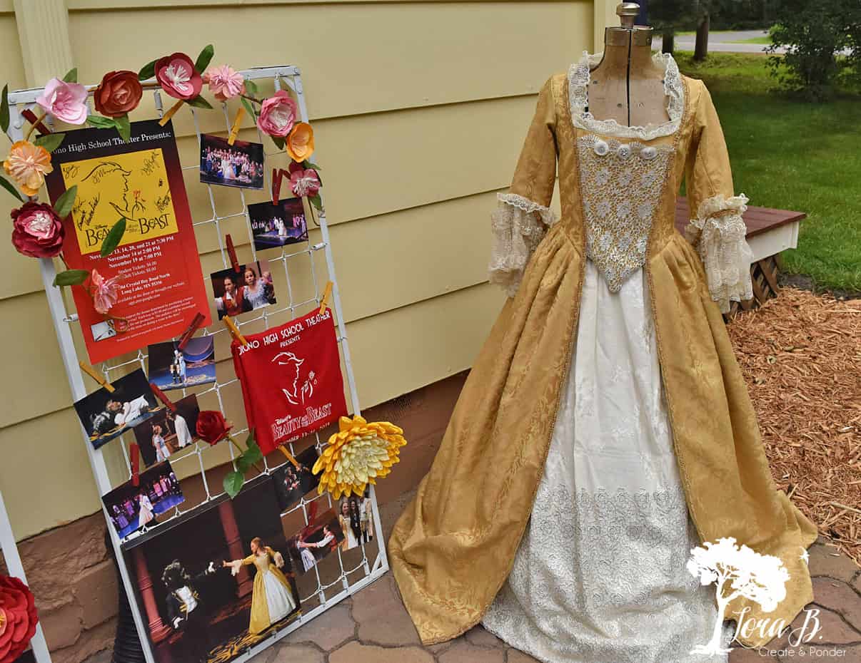 Crib spring as memory display