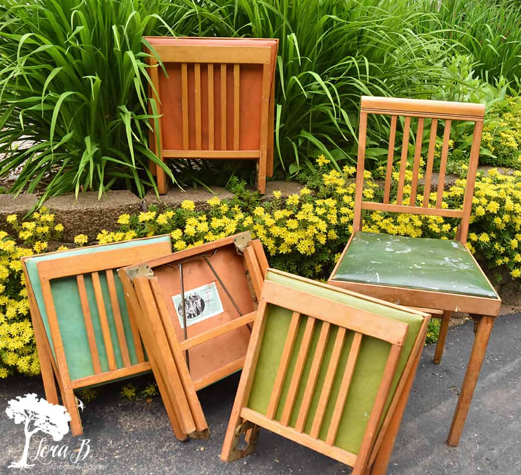 legomatic table and chairs