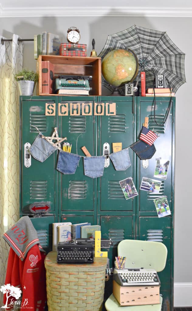 Back to school locker display