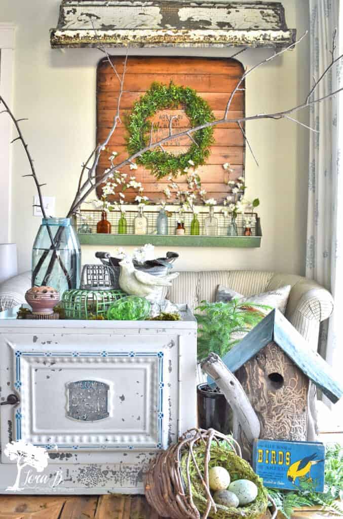 Spring decor, vintage style