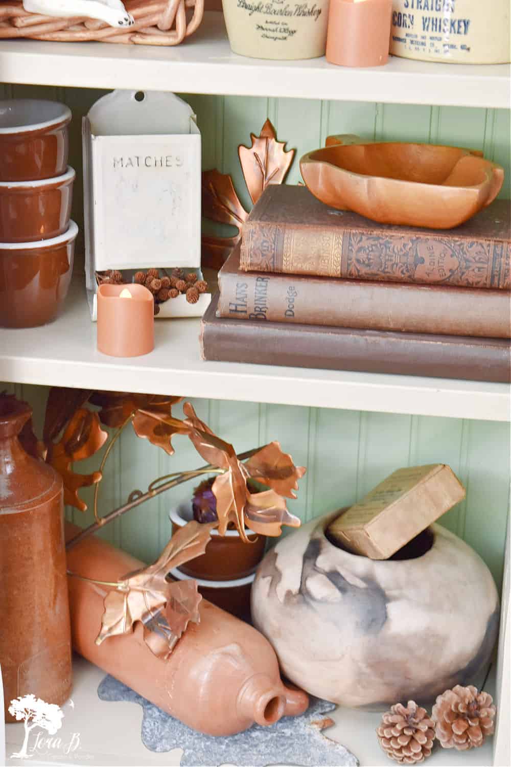 Vintage Fall decorating