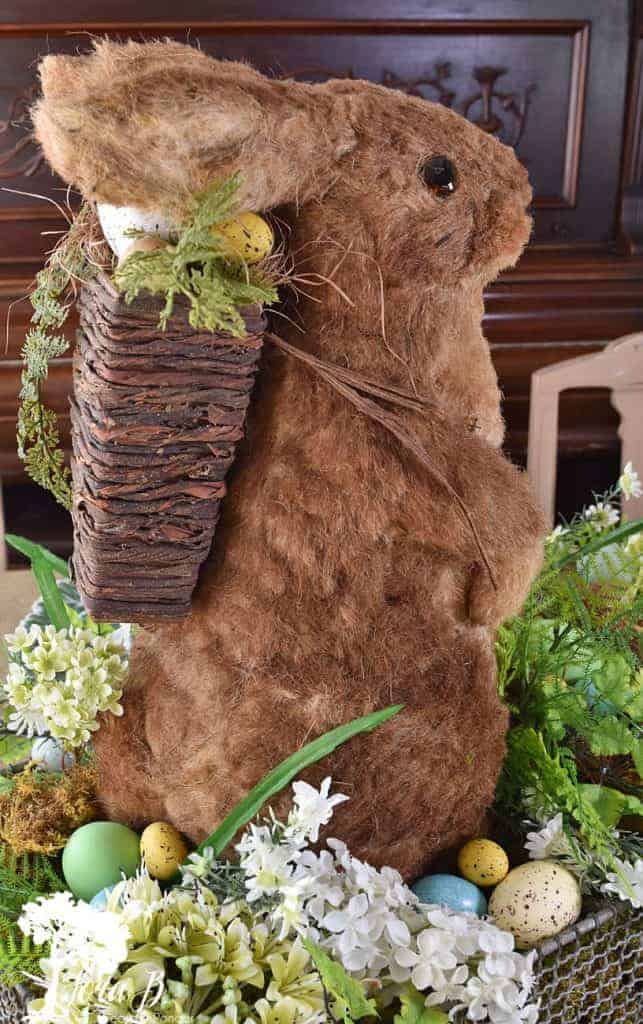 Easter Bunny Centerpiece How-To