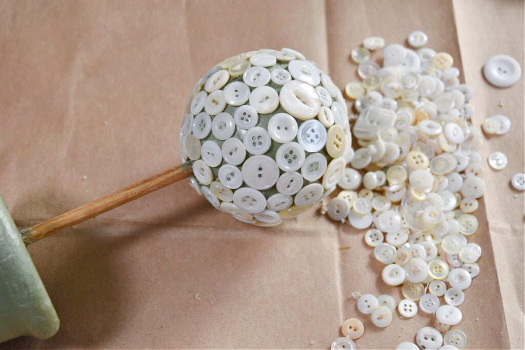 How to make a vintage button topiary.