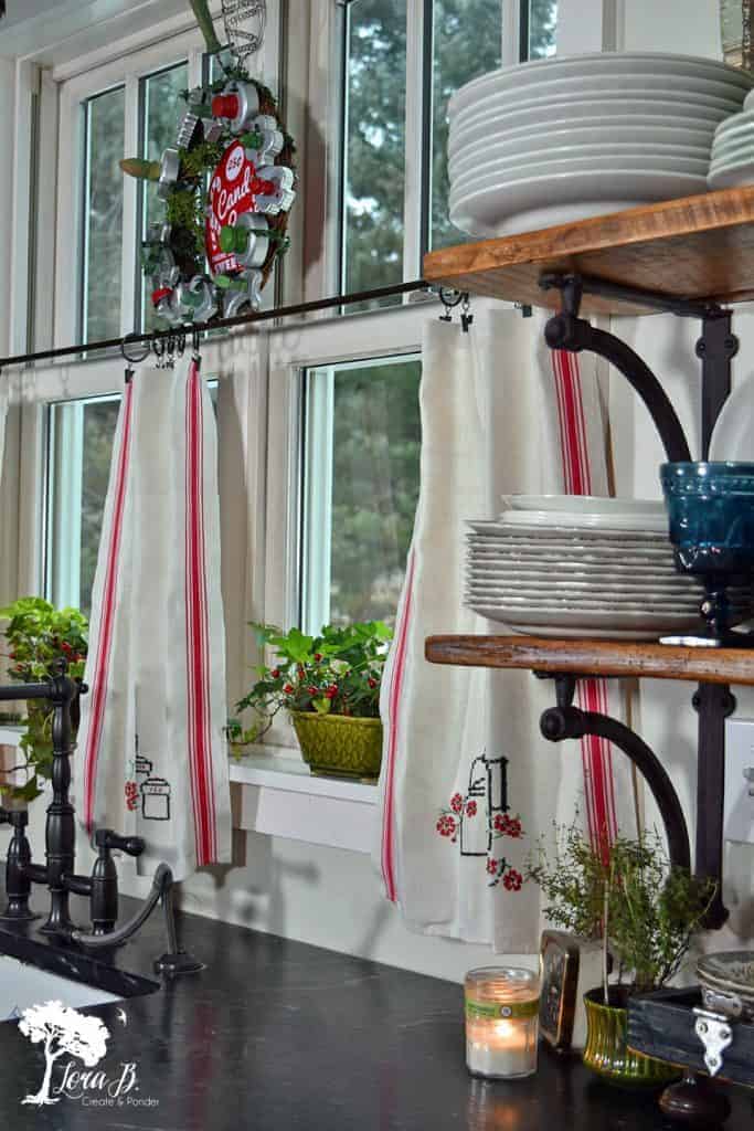 Easy DIY Cafe Curtains