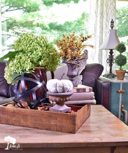 how to make an early fall centerpiece