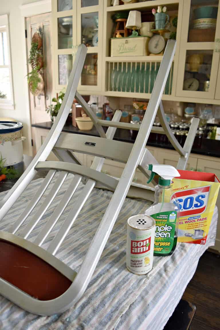 Refreshing vintage navy chair.