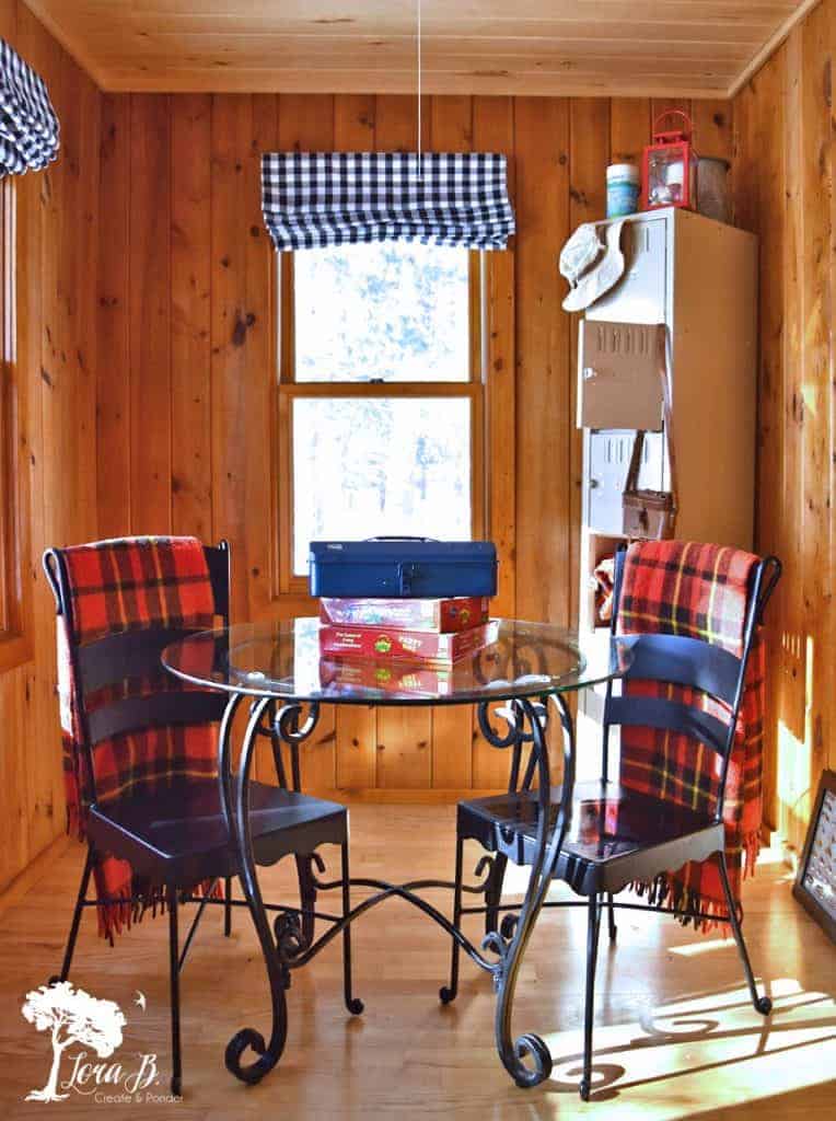 vintage cabin decor