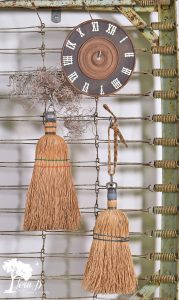 Decorating with Crows and Enamelware
