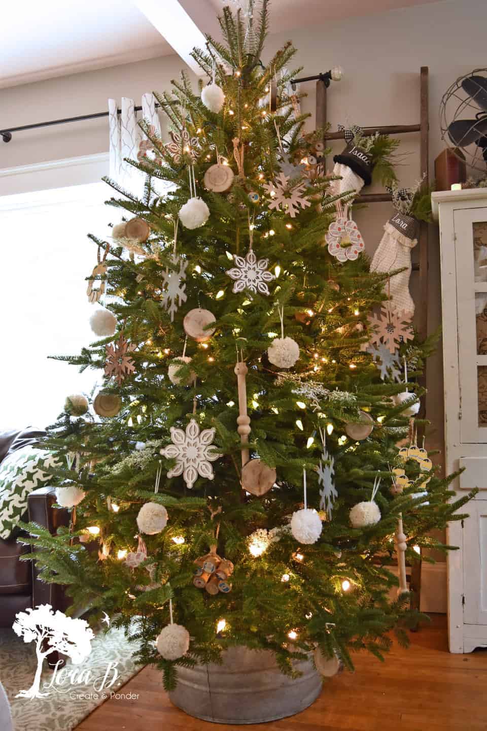 10 Ways to Decorate Your Tree Differently Checklist