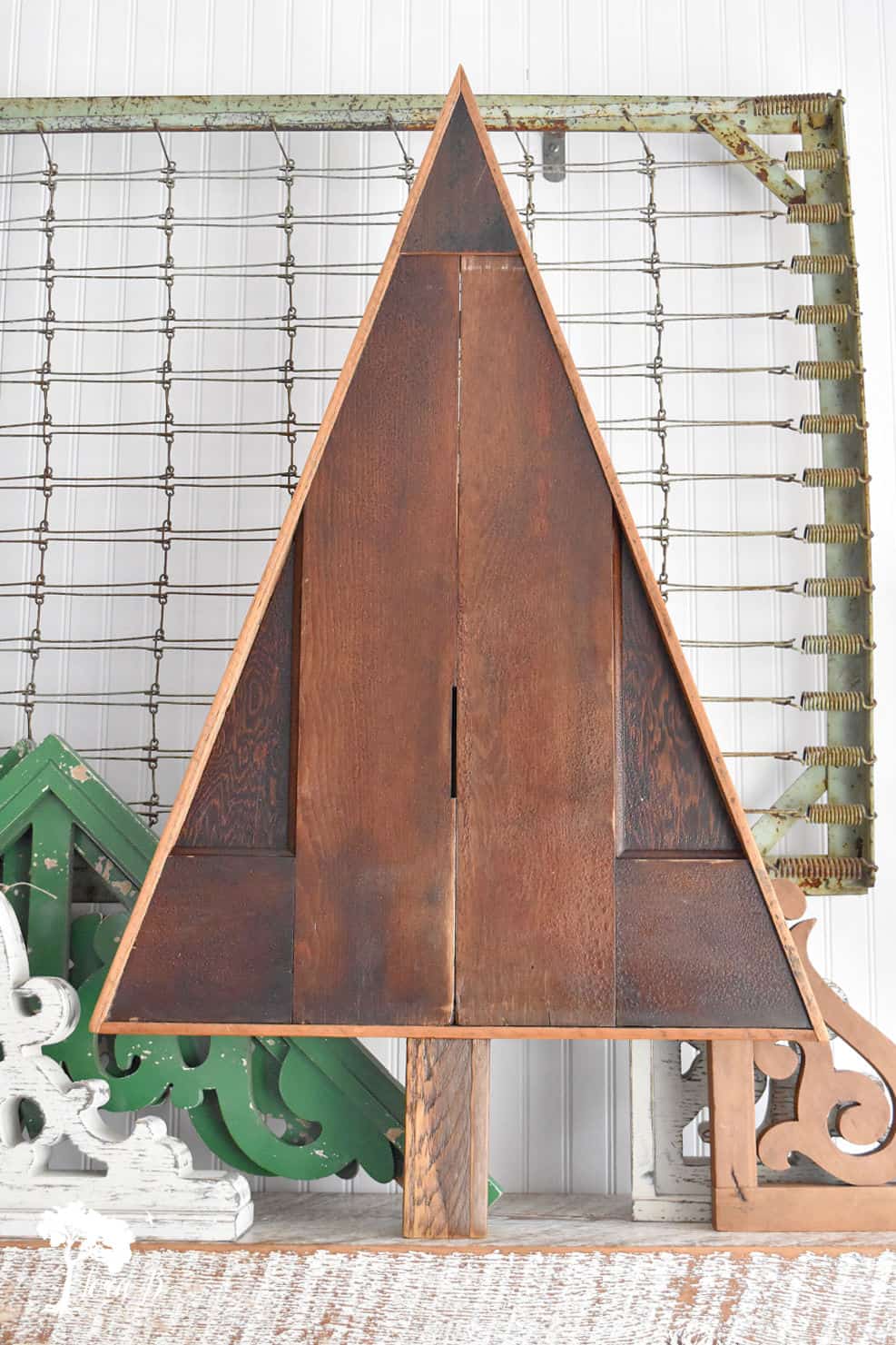 Repurposed Old Door Tree DIY Lora BloomquistCreate & Ponder