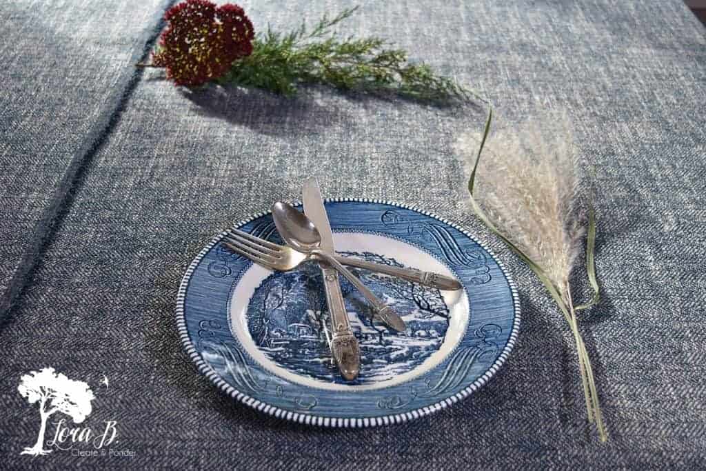 vintage blue and white dishes for thanksgiving