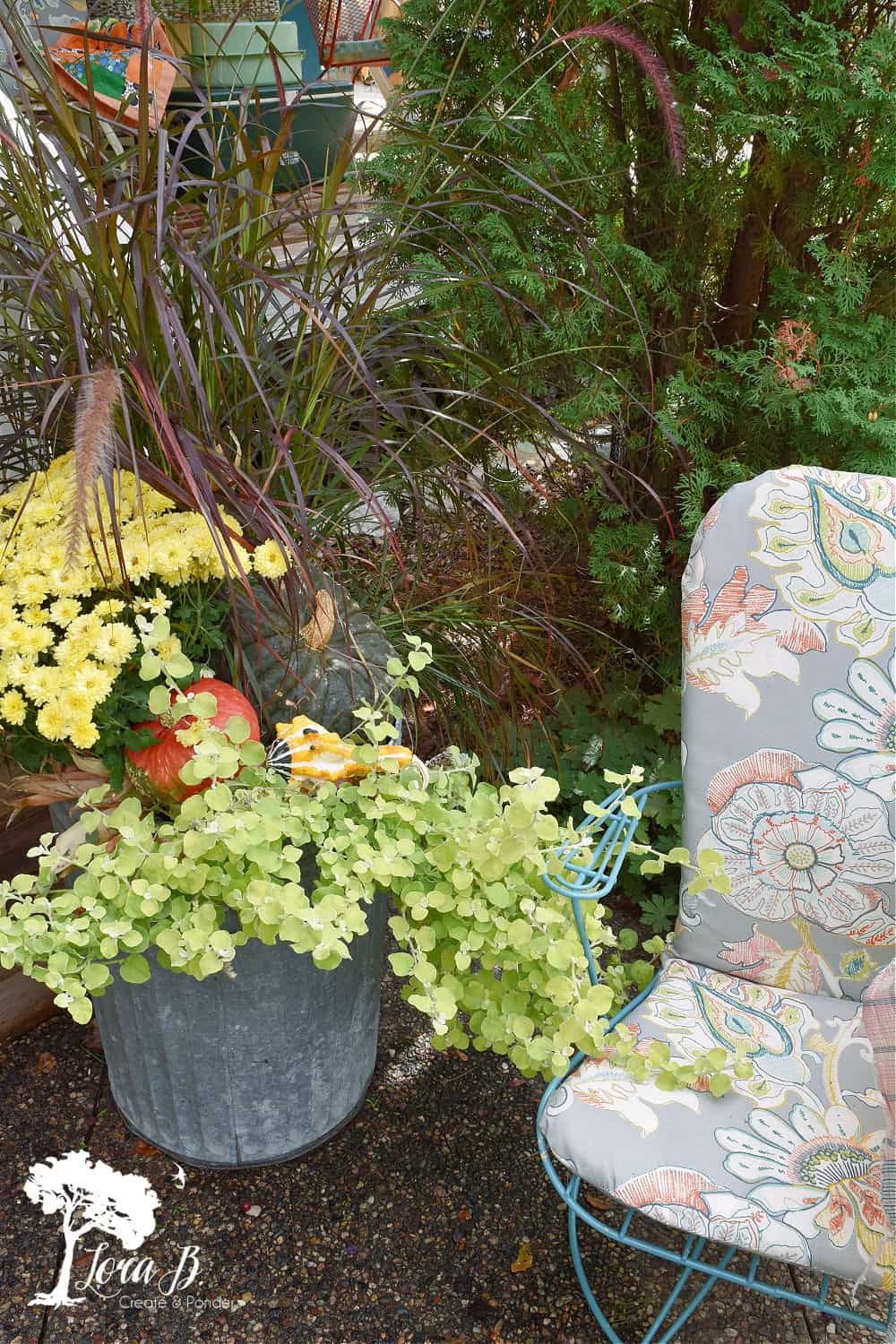 Our Vintage Farmhouse Fall Porch Tour - Lora Bloomquist~Create & Ponder