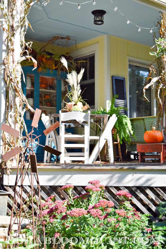 Vintage farmhouse Fall porch table setting.