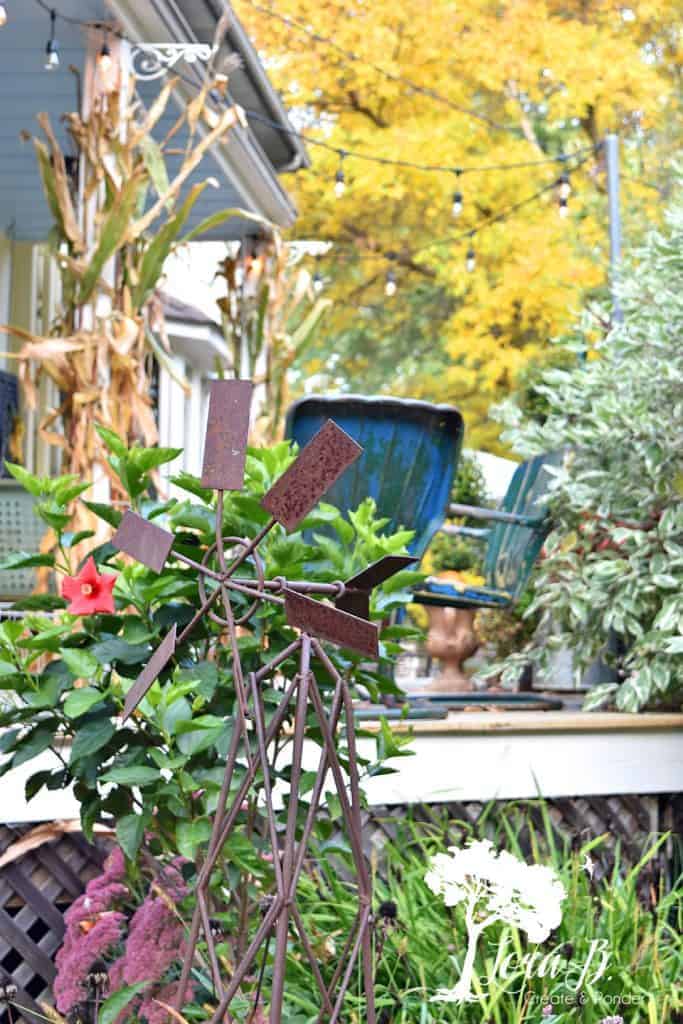 fall porch decor