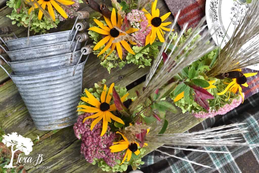 fall picnic table setting ideas