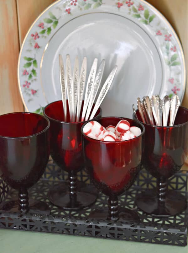 35+ Decorative Bowl Filler Ideas for Beautiful (& easy) Winter and