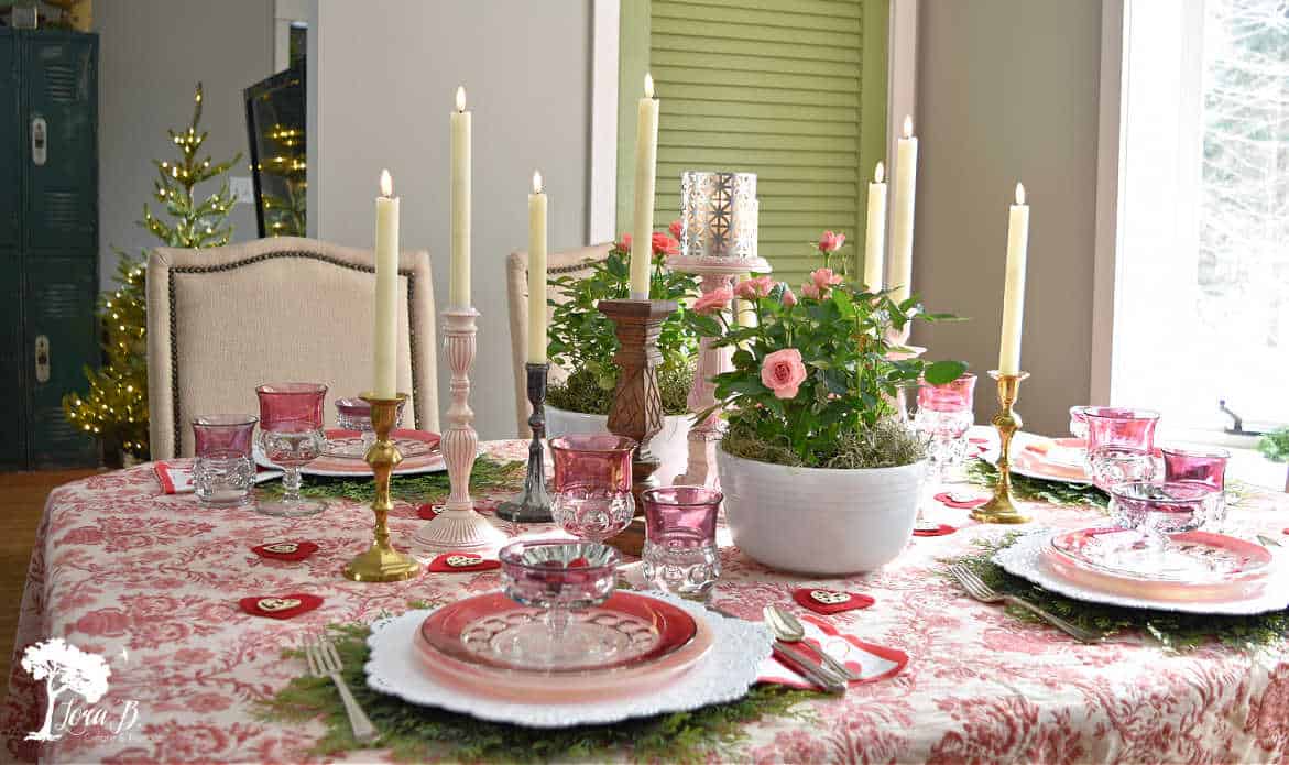 A Very Vintage Valentine’s Tablescape