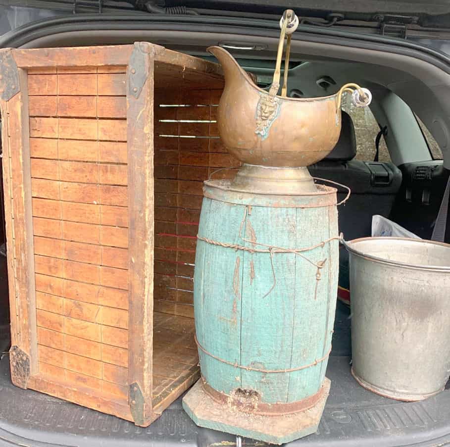 Vintage finds-old barrel and shipping crate