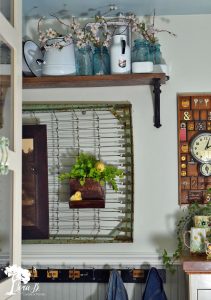 vintage bedspring vignette