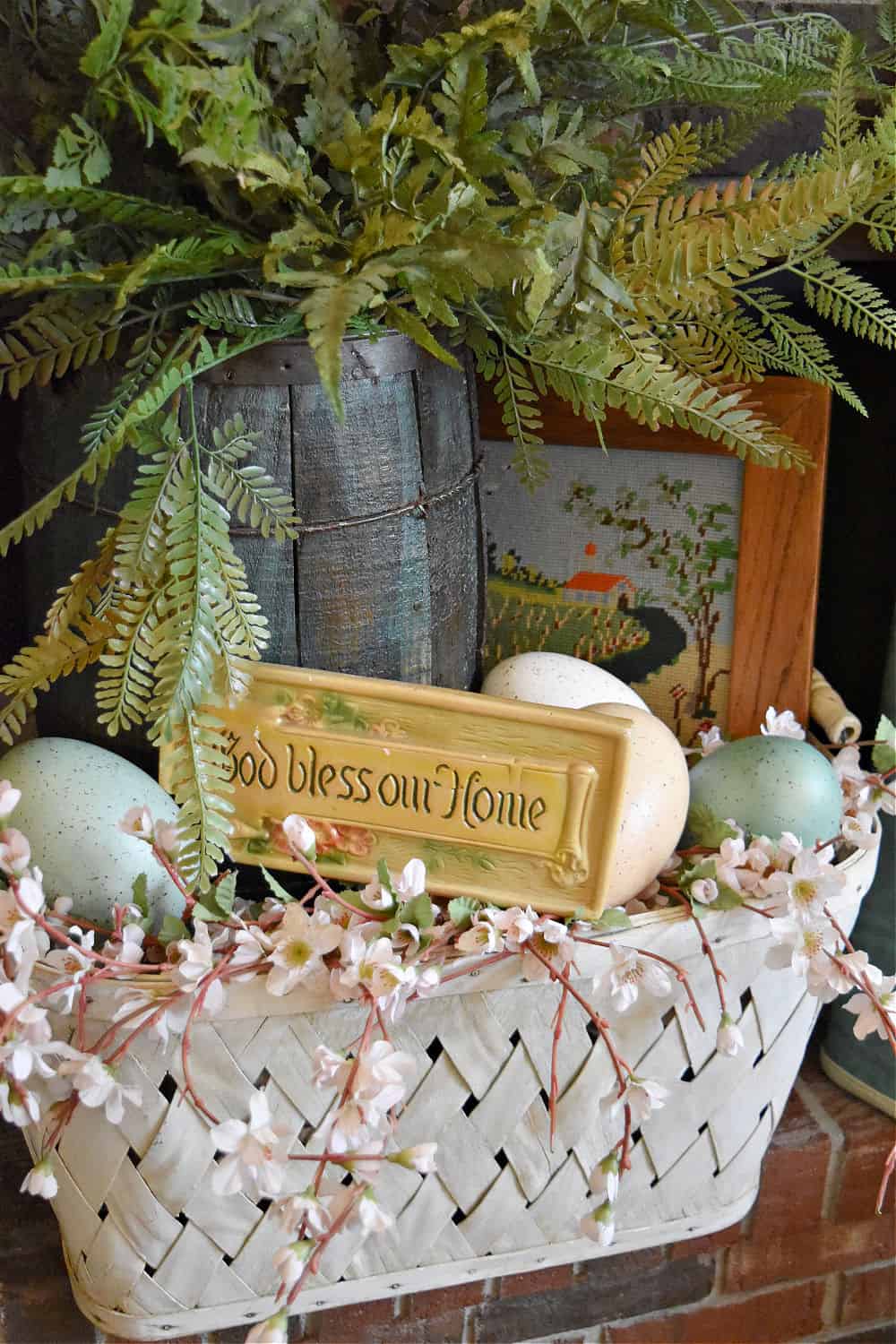 Vintage Easter decor on mantel.