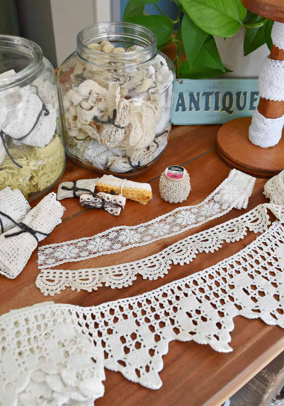 Vintage lace edging collection.