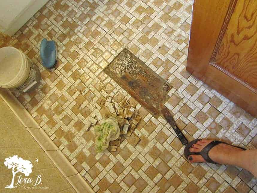 ugly bathroom tile