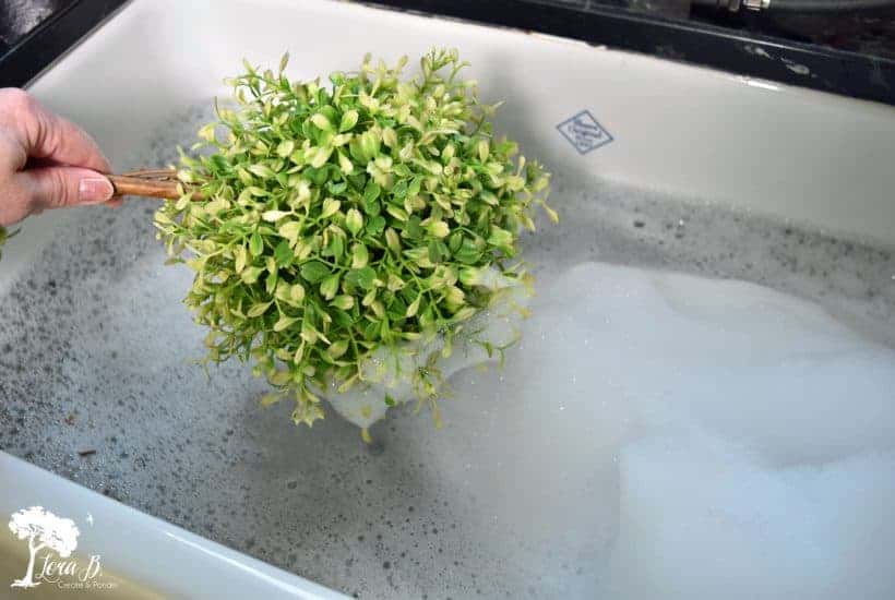 How to Easily Clean Artificial Plants Lora BloomquistCreate & Ponder