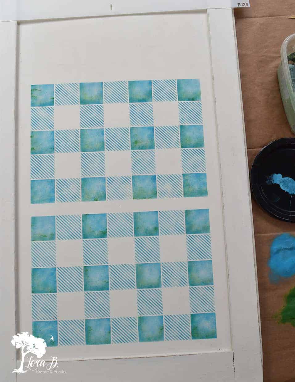 how to make a stenciled rolling pin display