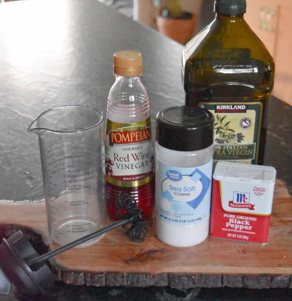 Vinaigrette ingredients.