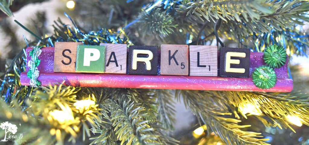 Scrabble Holiday Art