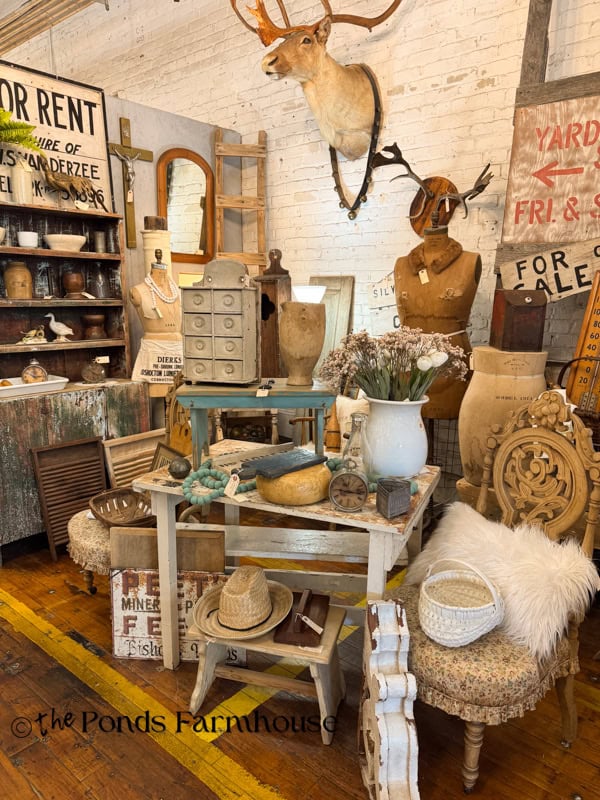 Antique booth display