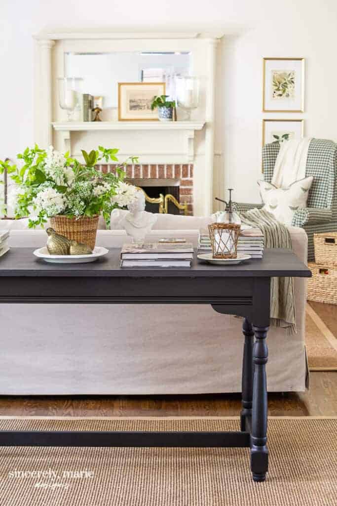 A winter staple you should add to your spring décor