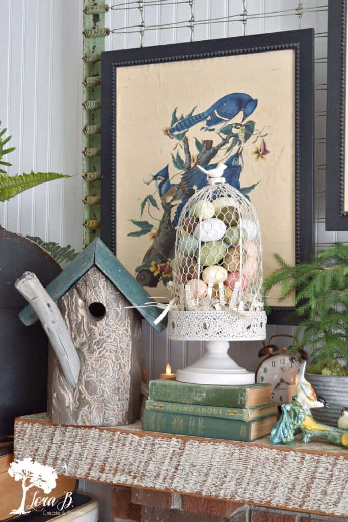 Bird themed mantle decor