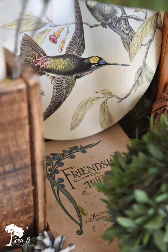 Vintage bird tin