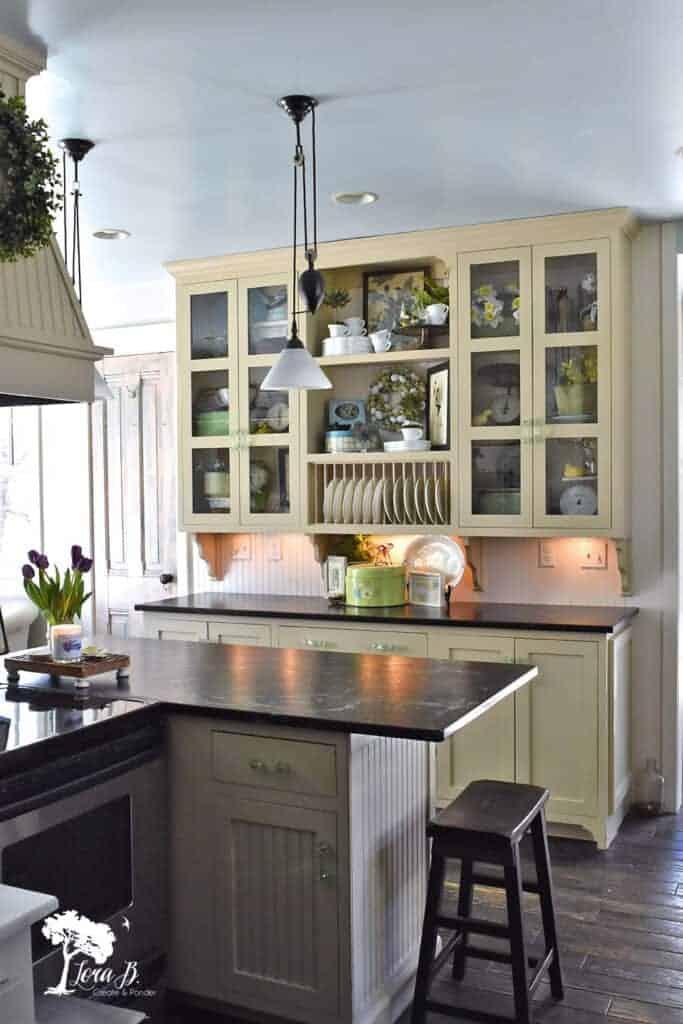 5 Ways to Decorate Your Kitchen Counters for Function and Beauty - Lora  Bloomquist~Create & Ponder