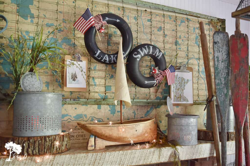 Vintage summer decor with cabin style