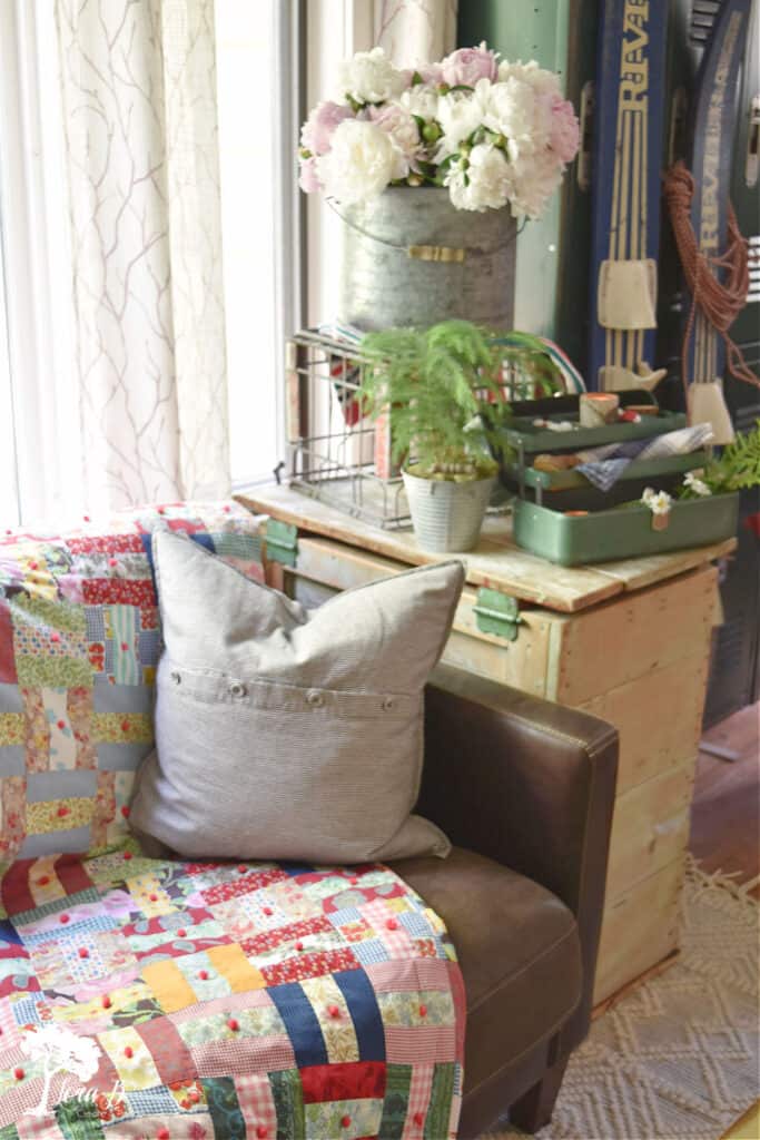 Old patchwork quilt as summer decor