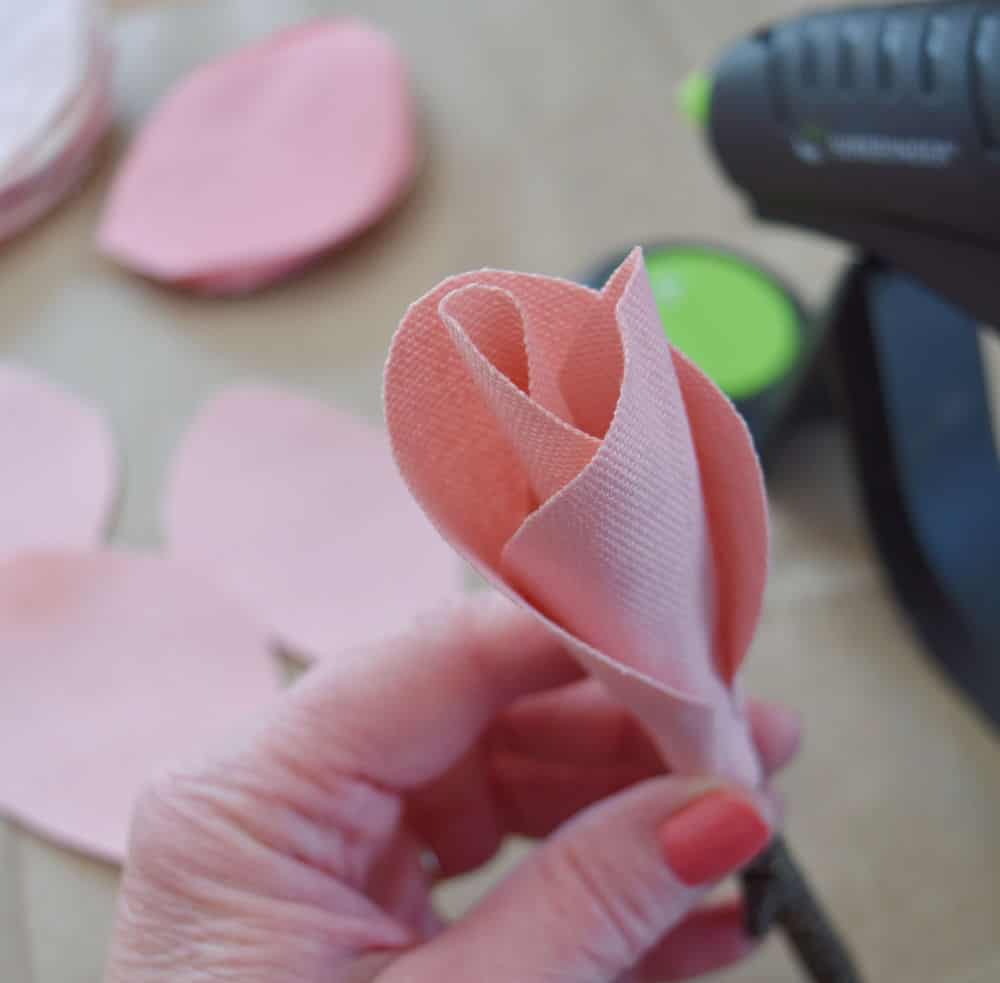 DIY pink fabric tulip.