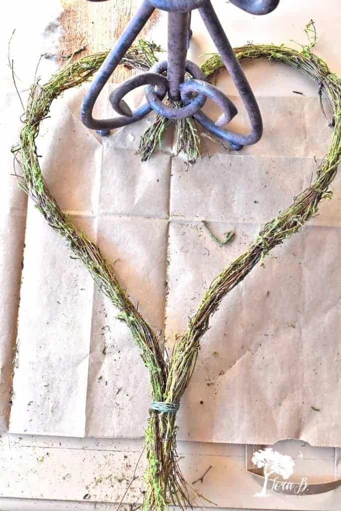 Valentine Wreath, Mossy Valentine Wreath, Moss and Twig Wreath