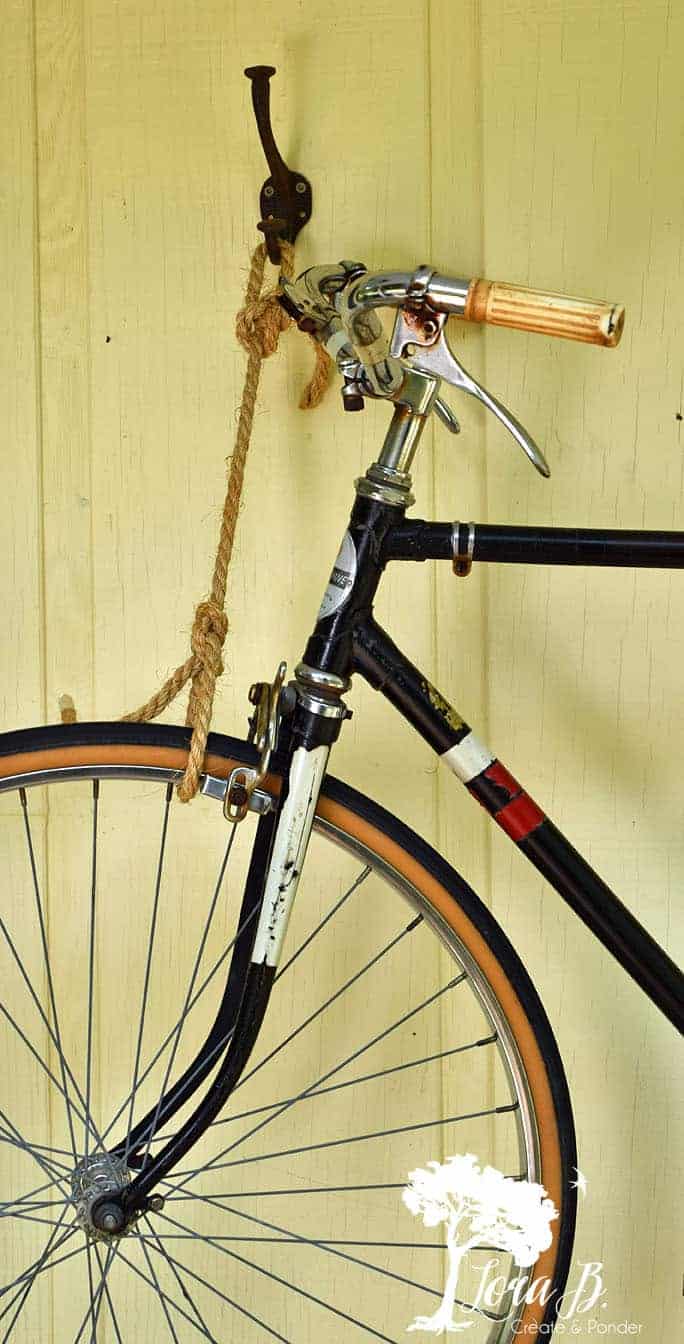 how to decorate a vintage bike