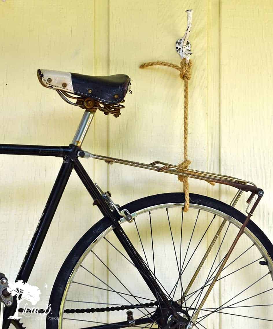 how to decorate a vintage bike