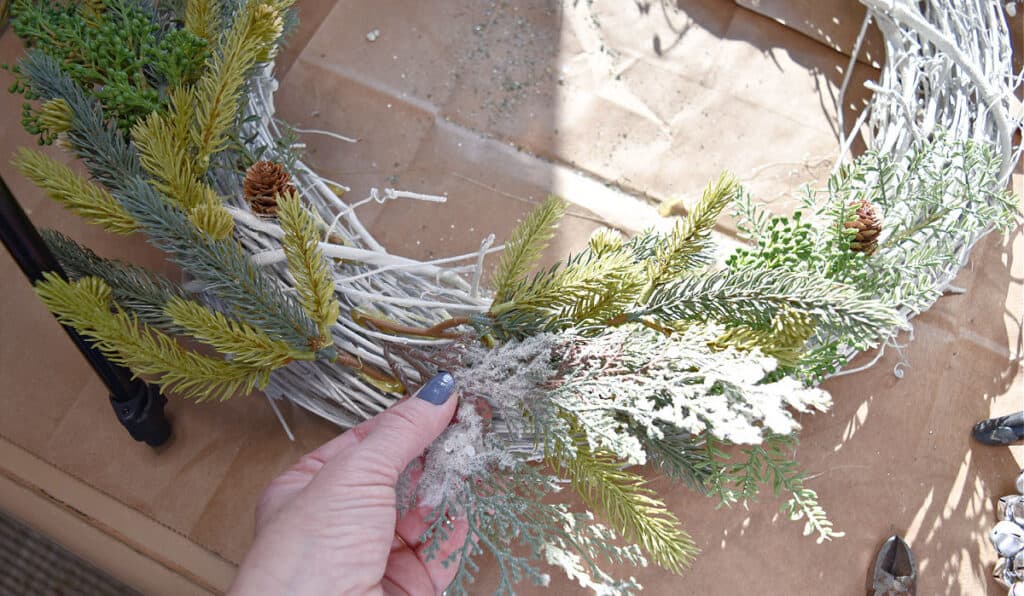 winter wreath how to